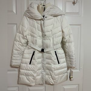 NWT White Kenzie belted puffer jacket